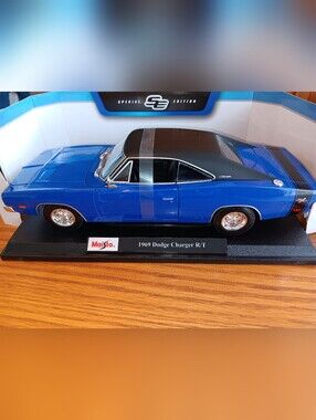 SE Special Edition 1969 Dodge Charger R/T Diecast - Blue with Black Top New